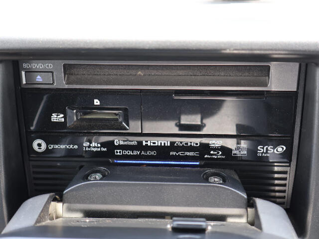 CD・SDカード挿入口の写真です。