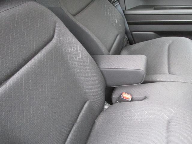 アームレストは運転の疲労軽減になります