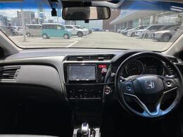 「この車の写真をもっと見たい」「状態が気になる」「この装備はついている？」どんな小さな疑問でもお気軽にお問い合わせください！