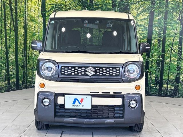 弊社では、全車『修復歴なし』のお車のみ取り扱っております。専任バイヤーによる厳選した仕入れの後、入庫後の車両チェックを行い、ネクステージが認定した高品質な中古車をご提供しております。