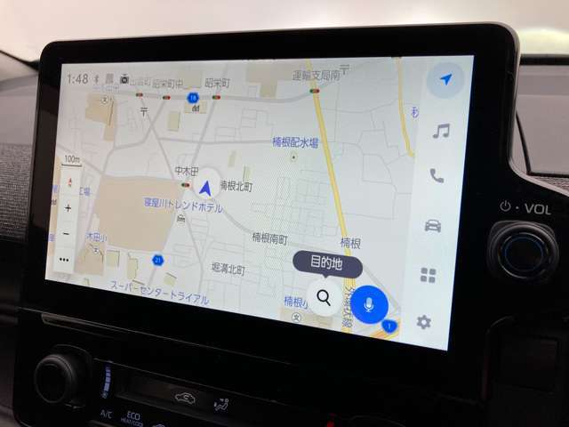 純正10.5インチディスプレイオーディオのTコネクトナビがついております。