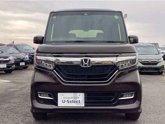 この度は数多くの中古車販売店の中より、弊社の物件の閲覧をしていただき有難うございます。ご不明な点が御座いましたらお気軽にお問合せ下さい。心よりお待ち致して居ります。