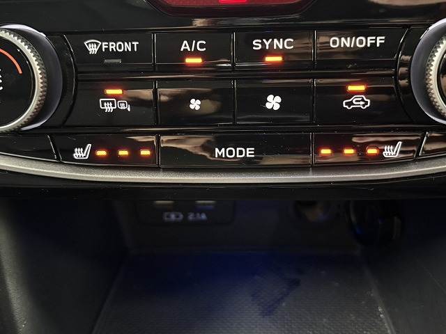 【シートヒーター】寒い季節や早朝にあるとうれしい装備です☆