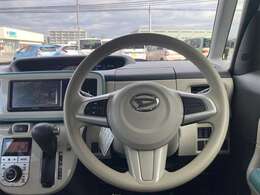 充実した設備だけでなく国家資格を持つプロメカニックがあらゆる整備に対応し、お客様のカーライフをお守りします。