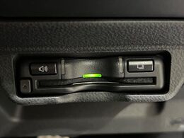 【ETC】高速道路の料金所をストレスなく通過！話題のスポットやサービスエリアに多い「スマートIC」利用時は必須のアイテムです。当店でセットアップを実施、ご納車当日からすぐにご利用いただけます！