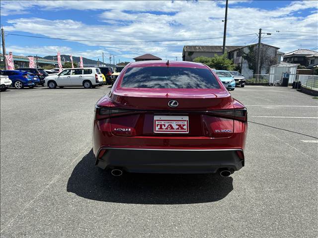 ★バックモニター付きなので車庫入れの時も安心ですね♪