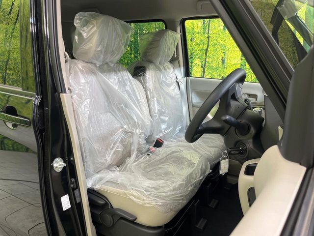 もちろん車内はキレイです♪よりクリーンな状態をキープしたいお客様には『ナノゾーンコート』がおすすめ！新型コロナウイルス対策や、除菌・消臭に効果を発揮し多くの方にご好評いただいております。