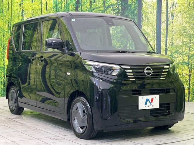 大好評のボディコーティング「弾スプラッシュコート」もご納車までに施工可能。通常のガラスコートと異なる、耐久年数6年の無機質ガラスコーティングが、ボディをキレイな状態に保ってくれます。
