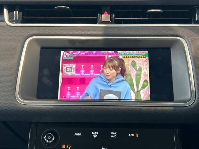 ◆デジタルTV【停車中は車内でテレビを視聴可能！画質も文句なし！時間つぶしには持ってこいですよね！】