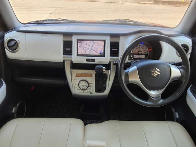 【株式会社いくま自動車】静岡県沼津市東椎路900-1　TEL:055-929-7100　　営業時間09:00～18:00　　定休日：日・祝・第2、4土