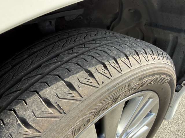 車両についてやその他についてのご質問や、ご希望等がございましたら、カーセンサー担当者までお気軽に何なりとお申し付け下さい。お問合せはフリーダイアル0066-9711-893907まで！