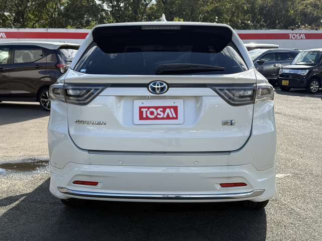 当店は、あいおいニッセイ同和損保の代理店です。また、損保ジャパン日本興亜、東京海上日動保険も取り扱っております。任意保険もお客様に合ったプランをご提案させていただきます。