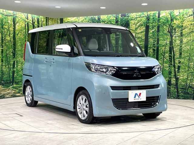 高透明度のガラス皮膜で撥水はもちろん、上質なツヤ・光沢を実現。紫外線や酸性雨から大切な愛車を保護し、色あせ・劣化を防止。「弾スプラッシュコート」、「弾プリミッサコート」からお選びいただけます。