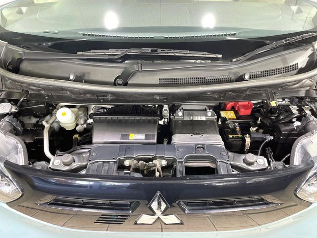 親切・丁寧な専門メカニックスタッフが応対！・車検・点検整備・事故等の修理などアフターサービスも安心。お車のカスタマイズもネクステージのサービススタッフまでご相談ください！