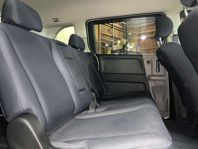 当店では車の販売だけではなく、車検・各種整備・板金塗装・保険・パーツ・用品販売等なども行っております！