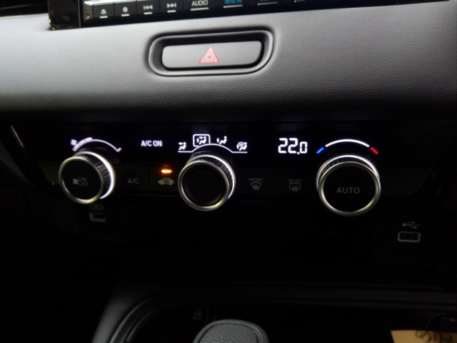 オートエアコンタイプなので細かい操作なしで快適温度に調整してくれます。季節の変わり目のわずらわしさはありませんね♪