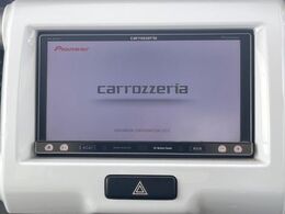 【ナビゲーション】目的地までしっかり案内してくれる使いやすいナビ。Bluetooth接続すればお持ちのスマホやMP3プレイヤーの音楽を再生可能！毎日の運転がさらに楽しくなります！！
