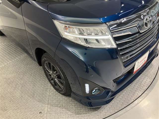 消費電力も少なく寿命も長いのがLEDの特徴。HIDのような点灯のタイムラグもなくパッと明るくなるのも特徴のひとつです。