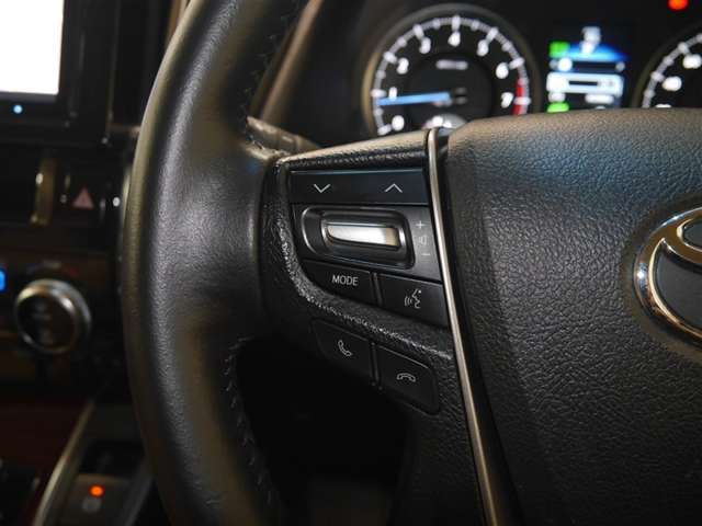 オーディオ用ステアリングスイッチ