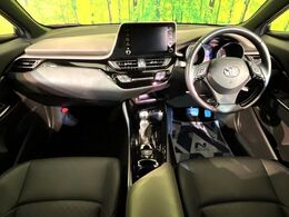 グループ総在庫数約30，000台！！全国の系列店からメーカー・車種問わずご紹介出来るので、あなたにピッタリのお車が見つかるはずです♪まずはお問い合わせ下さい☆