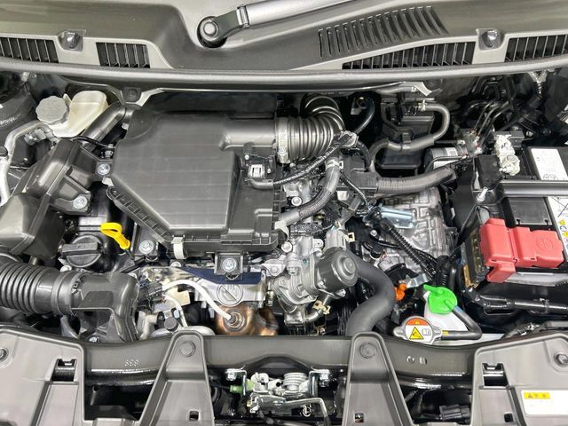 親切・丁寧な専門メカニックスタッフが応対！・車検・点検整備・事故等の修理などアフターサービスも安心。お車のカスタマイズもネクステージのサービススタッフまでご相談ください！