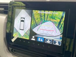 【全方位モニター用カメラ】専用のカメラにより、上から見下ろしたような視点で360度クルマの周囲を確認することができます☆死角部分も確認しやすく、狭い場所での切り返しや駐車もスムーズに行えます。
