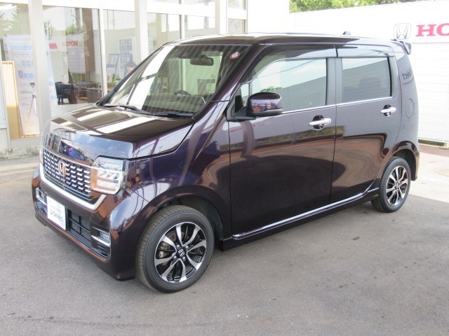 【4WD】雪道や悪路に安心の4WD車です。