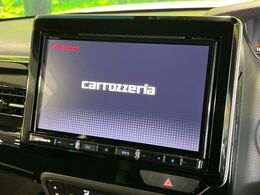 【ナビゲーション】目的地までしっかり案内してくれる使いやすいナビ。Bluetooth接続すればお持ちのスマホやMP3プレイヤーの音楽を再生可能！毎日の運転がさらに楽しくなります！！