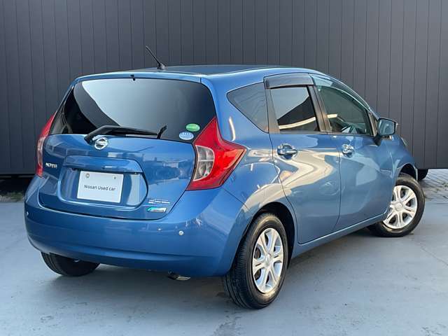 愛知日産の中古車は全車保証付きです。納車後も全国日産ディーラーで対応可能。安心してお乗りいただけます。