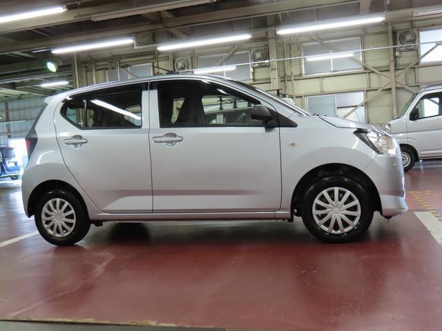 納車前にはプロのメカニックが点検、整備を行いますので安心してお乗り頂けます！！