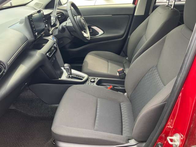 JUが認定する、中古自動車販売士2名在籍！「お客様の立場で最適な一台をお届けする」という観点で、一定の基準をクリアしないと取得できない資格ですので、お気軽に安心して中古車選びをして頂けます。