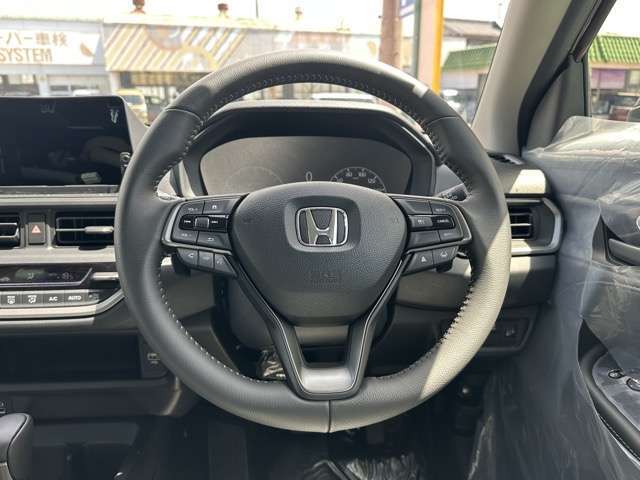 ★修復歴車一切ありません！それどころか、弊社の仕入在庫につきましては、フェンダー、ボンネット、ドアパネル等の交換歴、修理歴のある車両は基本的に仕入れを行いませんので高品質な車両のみ在庫で揃えています！