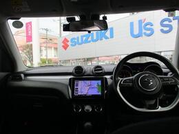 明るく広々した車内で、運転に全集中できます