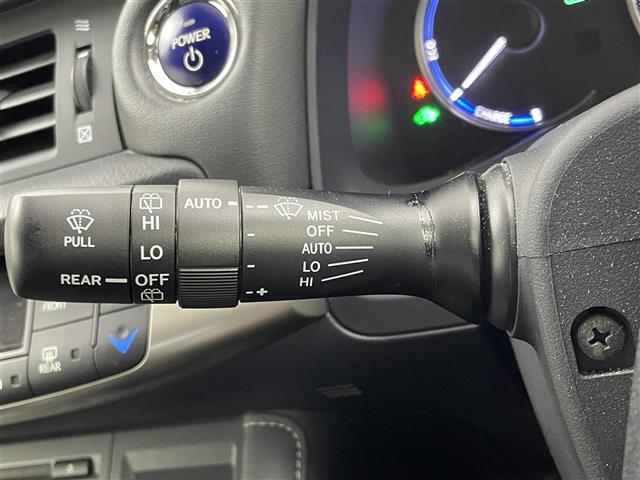 【運転席操作部】快適なドライブを楽しむための機能が装備されています！運転席から触れるので、使いやすいです！除菌プランいれていただくと、さらに清潔で安心していただけます！