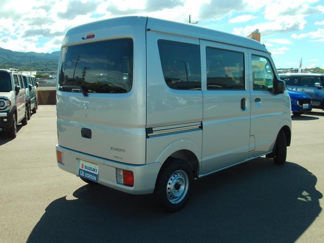 全車・納車前点検整備を行い、保証付きでのお引渡しとなりますので、安心安全にお乗り頂けます！