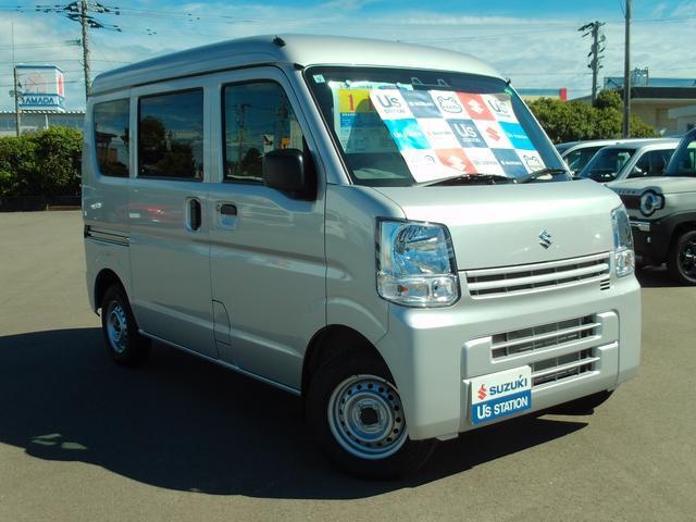 車体色　シルキーシルバーメタリック