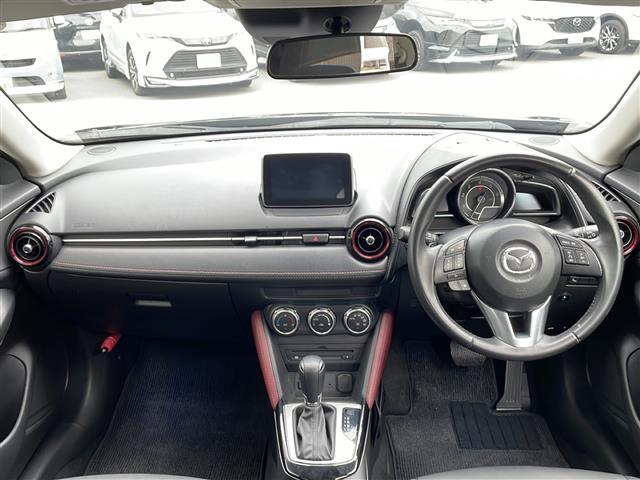 店舗にて現車の確認もいただけますので、お電話で在庫のご確認の上是非ご来店くださいませ。