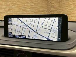 【純正12.3インチメーカーナビ】装備でフルセグTV視聴やBluetooth等充実装備。