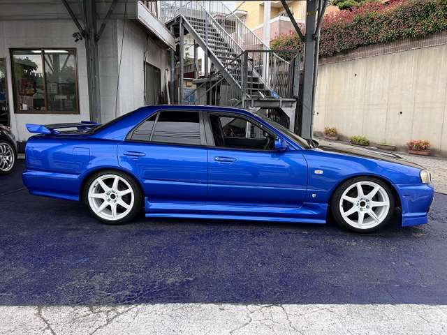 純正5速MT・エアロFSR（GTR風）・ワーク18アルミ・ブリッツ車高調・5JIGENマフラー・ブリッツエアクリ・MOMOステアリング・LEDライト