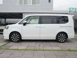 弊社専任のスタッフによるまるまるクリンを実施。