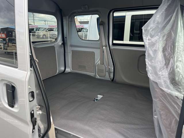 ☆ハヤシの車検は1時間の短時間車検を実施しております。不慣れな代車に乗ることもないので多くのお客様にご好評いただいております☆