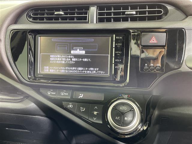 【運転席操作部】『運転席周辺の装備』の画像になります。快適なドライブを楽しむための機能が装備されています！運転席から触れるので使いやすいです！