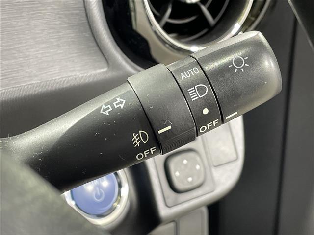 【運転席操作部】『運転席周辺の装備』の画像になります。快適なドライブを楽しむための機能が装備されています！運転席から触れるので使いやすいです！