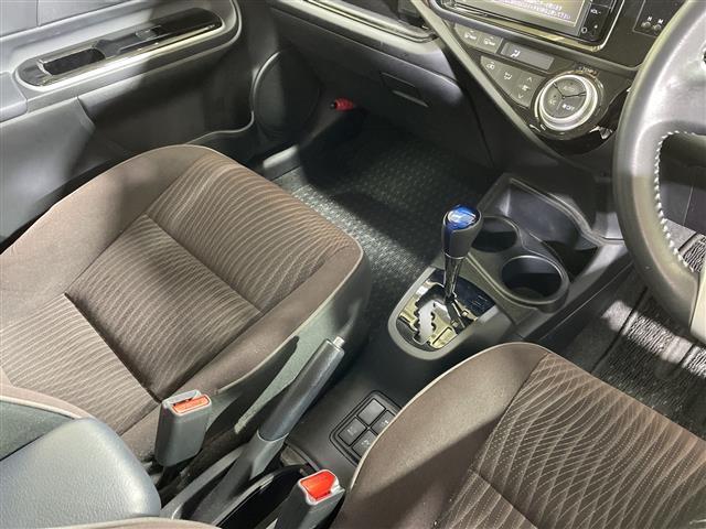 【ハンドル】『ハンドル/ステアリング』の画像になります。写真の内容に関してご不明点、ご質問等がございましたらお気軽にガリバー店舗までお問い合わせください。