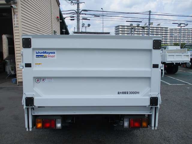 最大積載量：3000kg