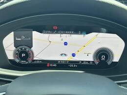 【Audi　バーチャルコックピット】液晶フルデジタルディスプレイにスピードメーター、タコメーター、マップ表示、メディア情報などフレキシブルに表示させるバーチャルコックピットを装備。