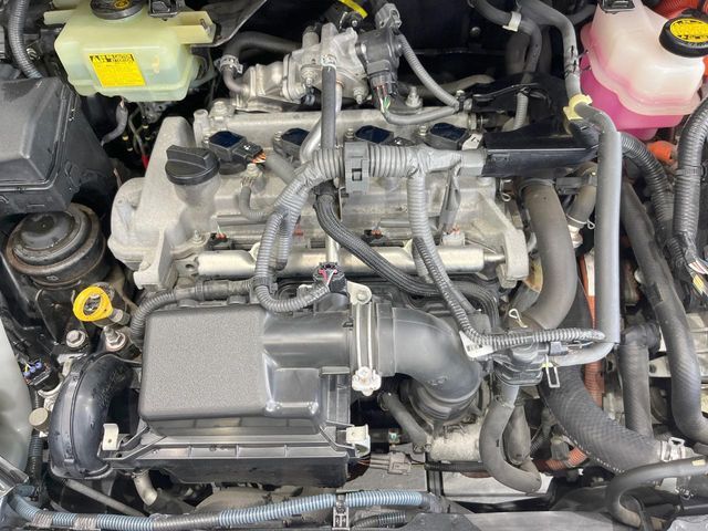 親切・丁寧な専門メカニックスタッフが応対！・車検・点検整備・事故等の修理などアフターサービスも安心。お車のカスタマイズもネクステージのサービススタッフまでご相談ください！