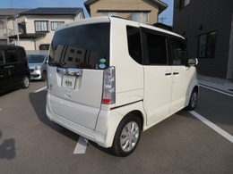 セベラルオートは指定工場をしっかりと完備してるにゃん！オイル交換から車検まで何でもおまかせ！ご納車前の整備は資格を持ったメカニックが頑張ってるにゃん☆
