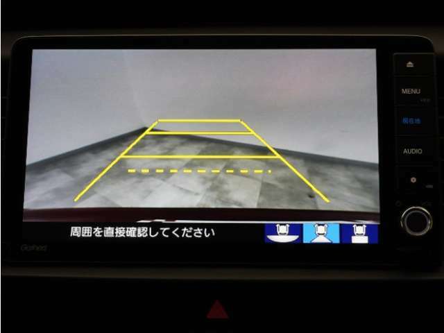 バックカメラ搭載です！車庫入れが苦手な人はもちろん、車両感覚に自信がある人にもお勧めです！見えない箇所が見えるようになるので、低い障害物や隠れてしまっている子供の存在等にも気付く事が出来ます。