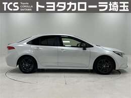 外板色はプラチナホワイトパールマイカ（089）！ボディサイズは全長449×全幅174×全高143センチ！3ナンバー登録となります！